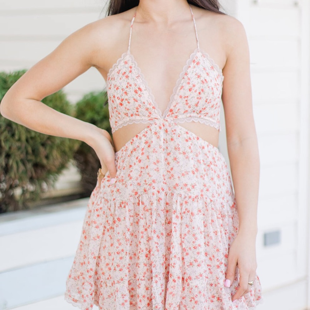 Cute cut out pink dress
